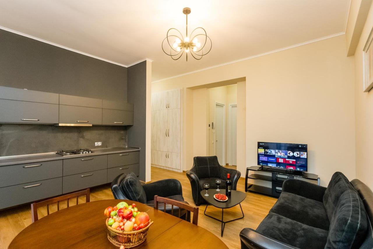 New!-Downtown Apartment Ll Tbilissi Extérieur photo